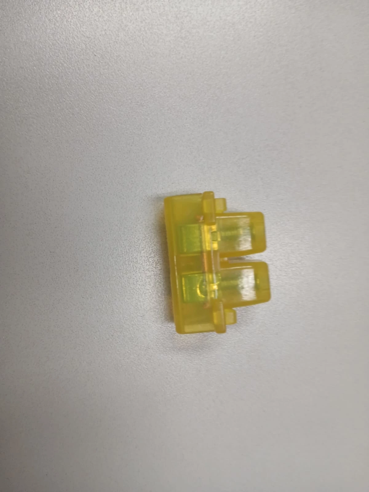 Conector CA-10 Amarelo Cristal Dersehn
